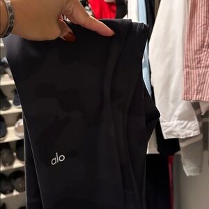 ALO Yoga High-Waisted Camouflage Vapor legging